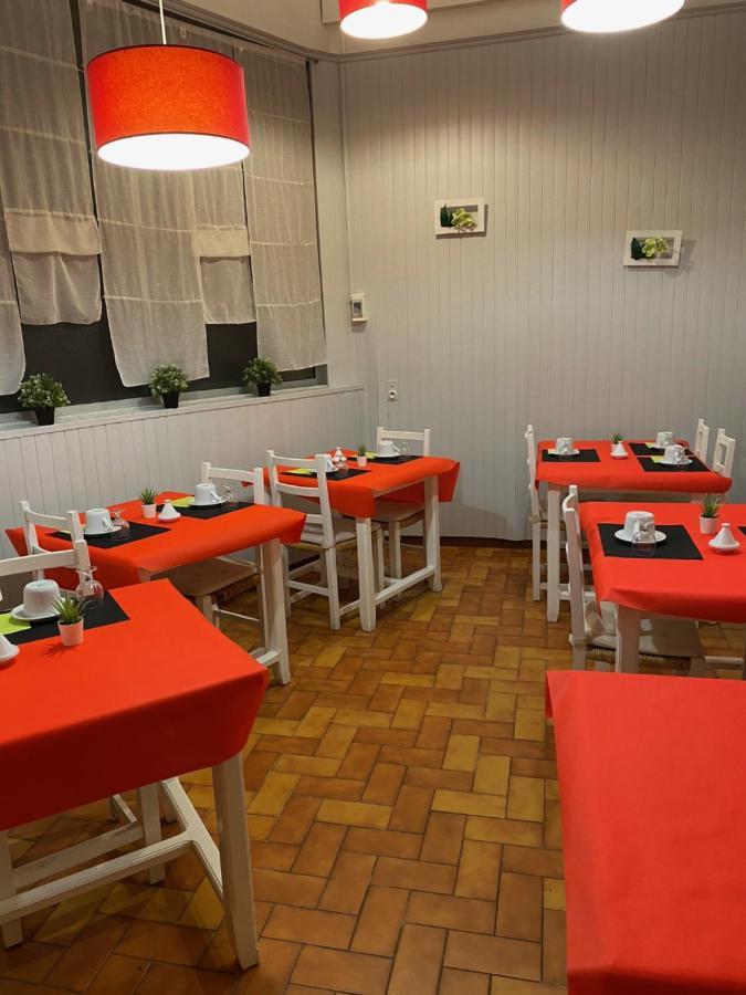 Hotel De Thau Мез Екстер'єр фото