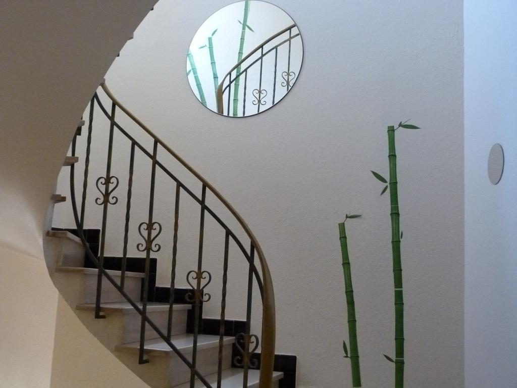 Hotel De Thau Мез Екстер'єр фото