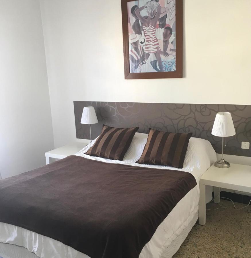 Hotel De Thau Мез Екстер'єр фото